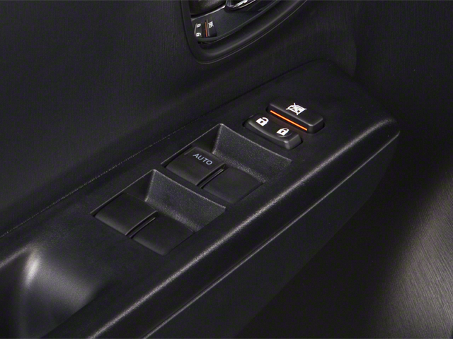 2012 Toyota Yaris LE