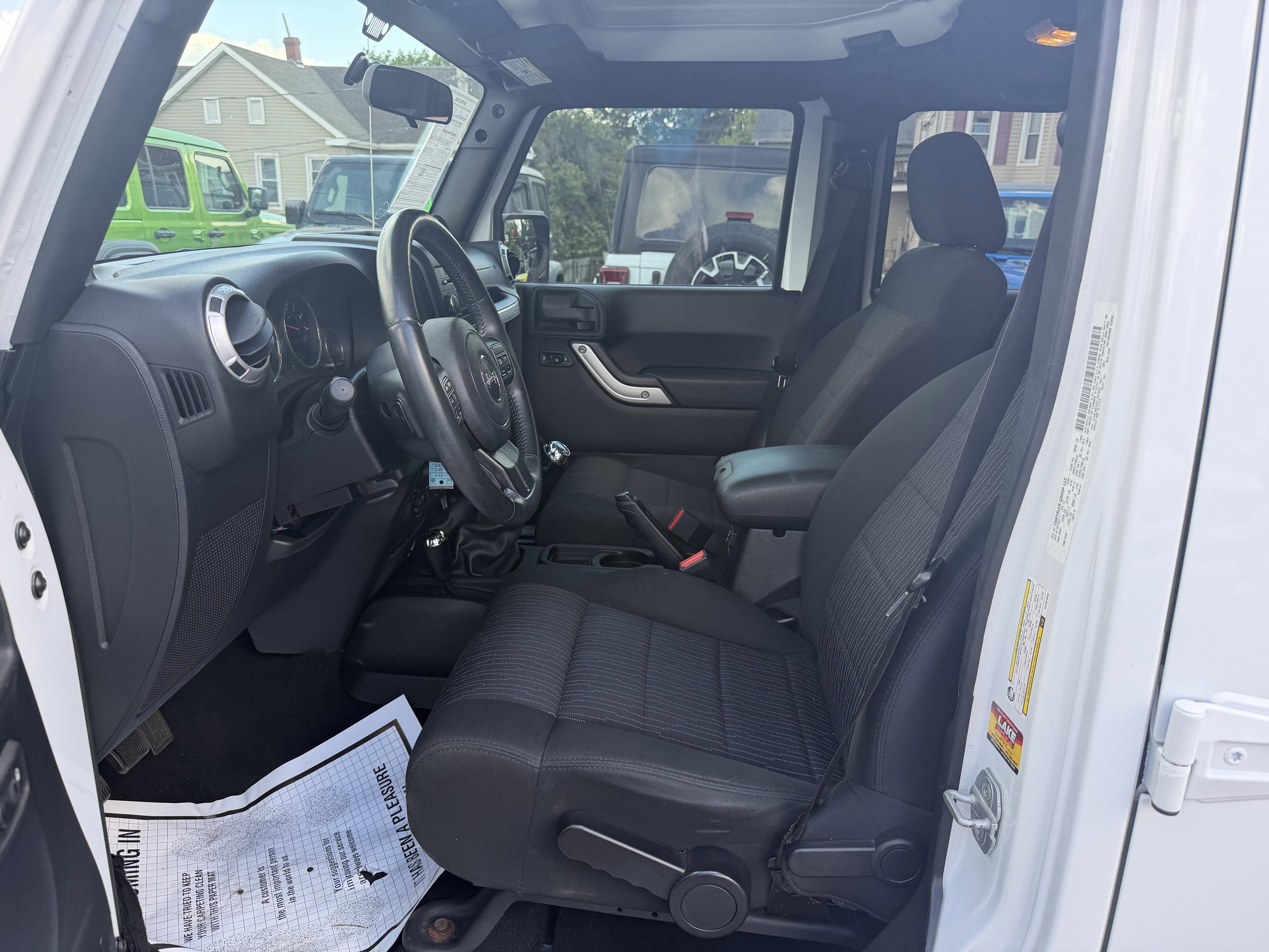 2012 Jeep Wrangler Unlimited Sahara