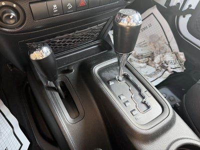 2016 Jeep WRANGLER UNL WILLYS W