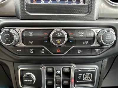 2019 Jeep WRANGLER UNL SAHARA