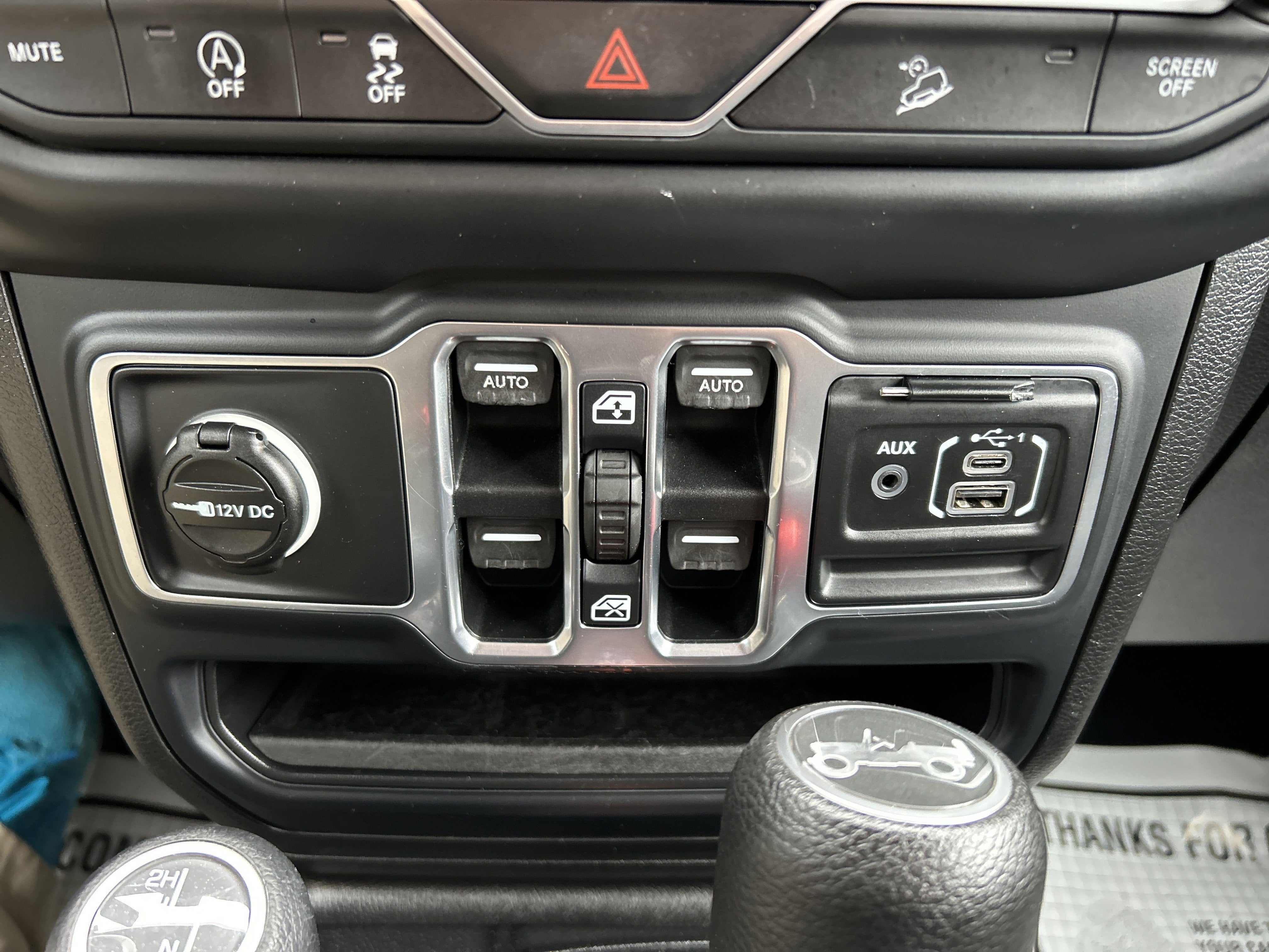 2019 Jeep WRANGLER UNL SAHARA