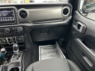 2019 Jeep WRANGLER UNL SAHARA