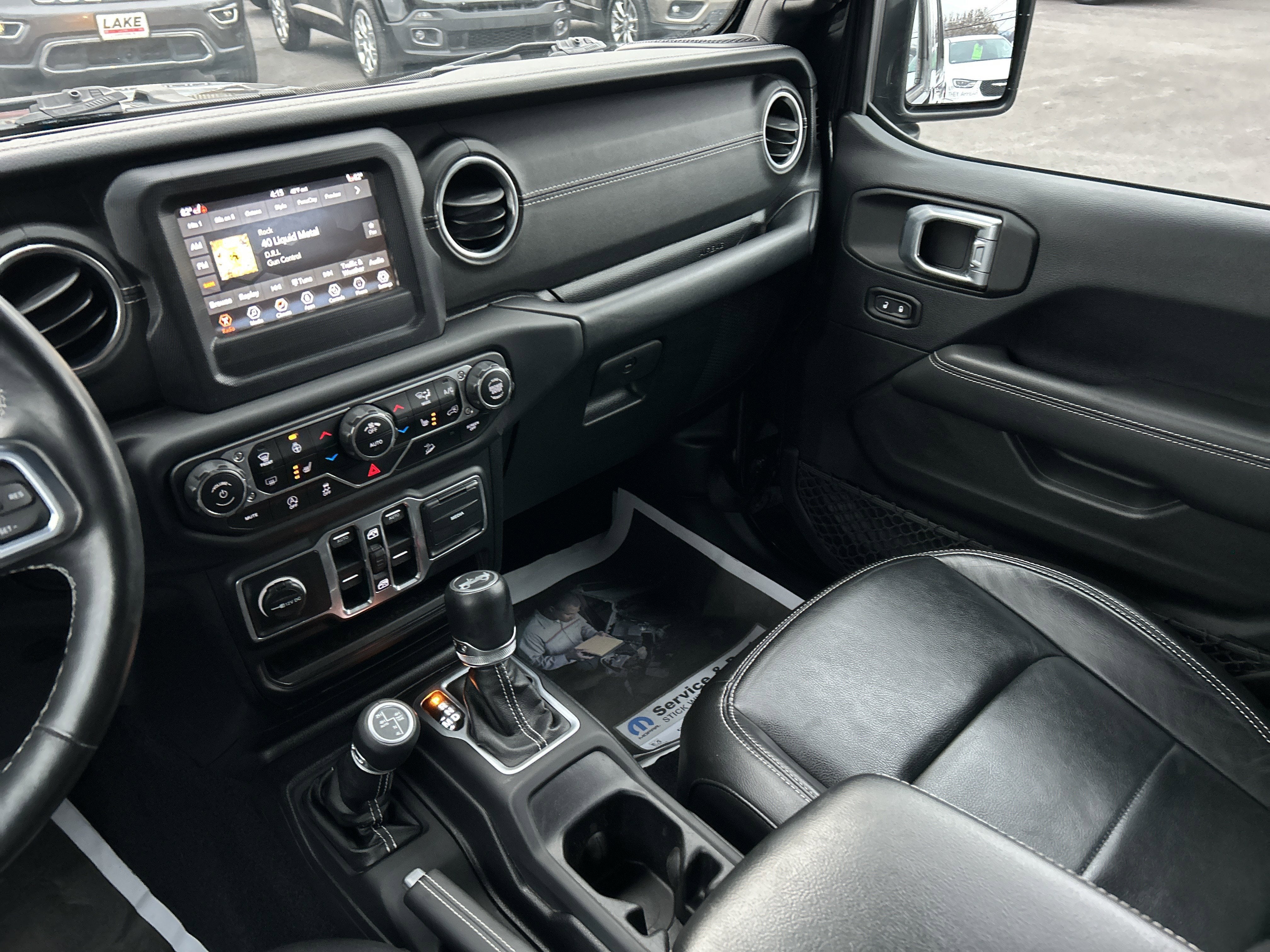 2018 Jeep WRANGLER UNL SAHARA
