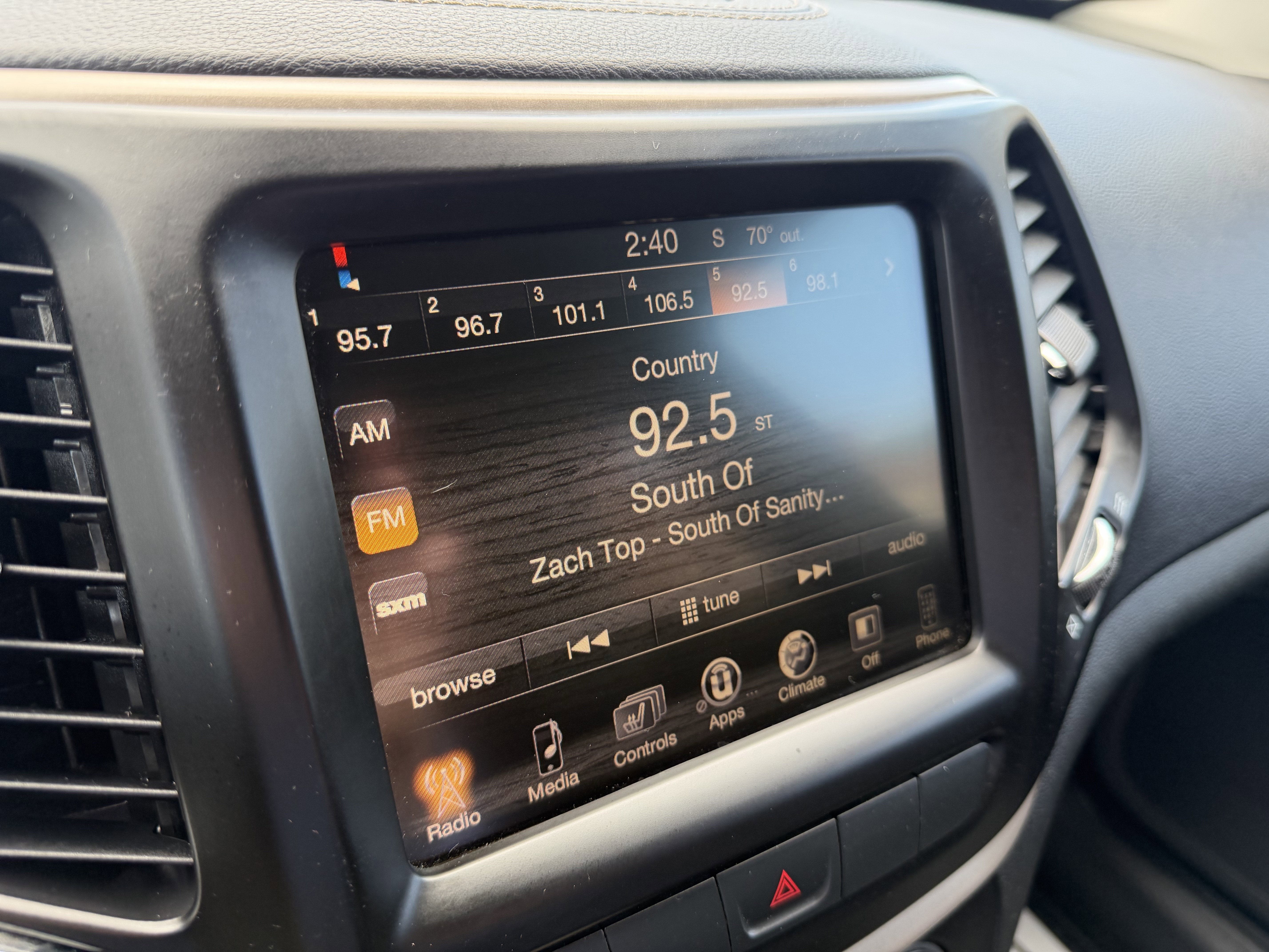 2014 Jeep CHEROKEE LATITUDE
