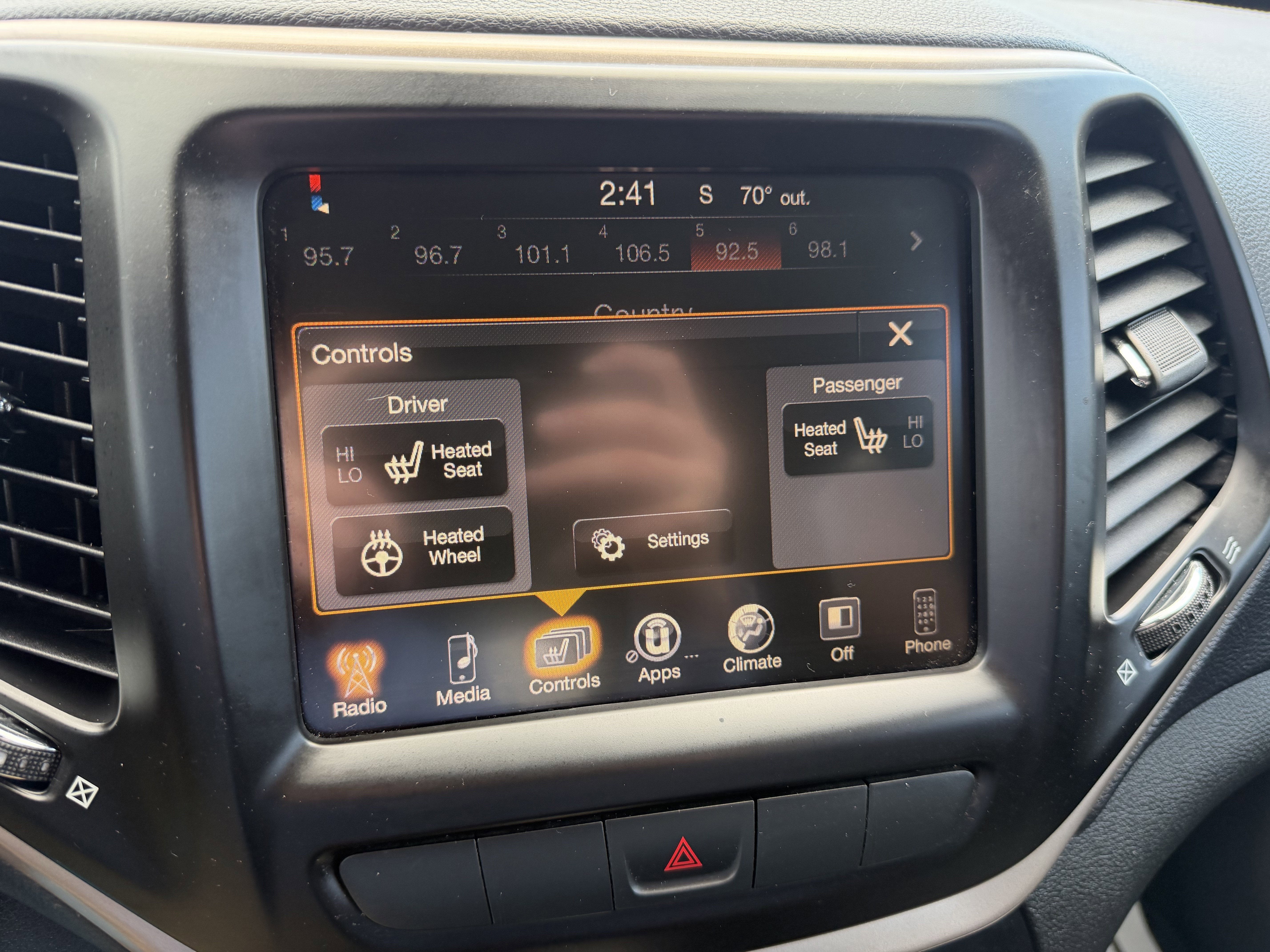 2014 Jeep CHEROKEE LATITUDE