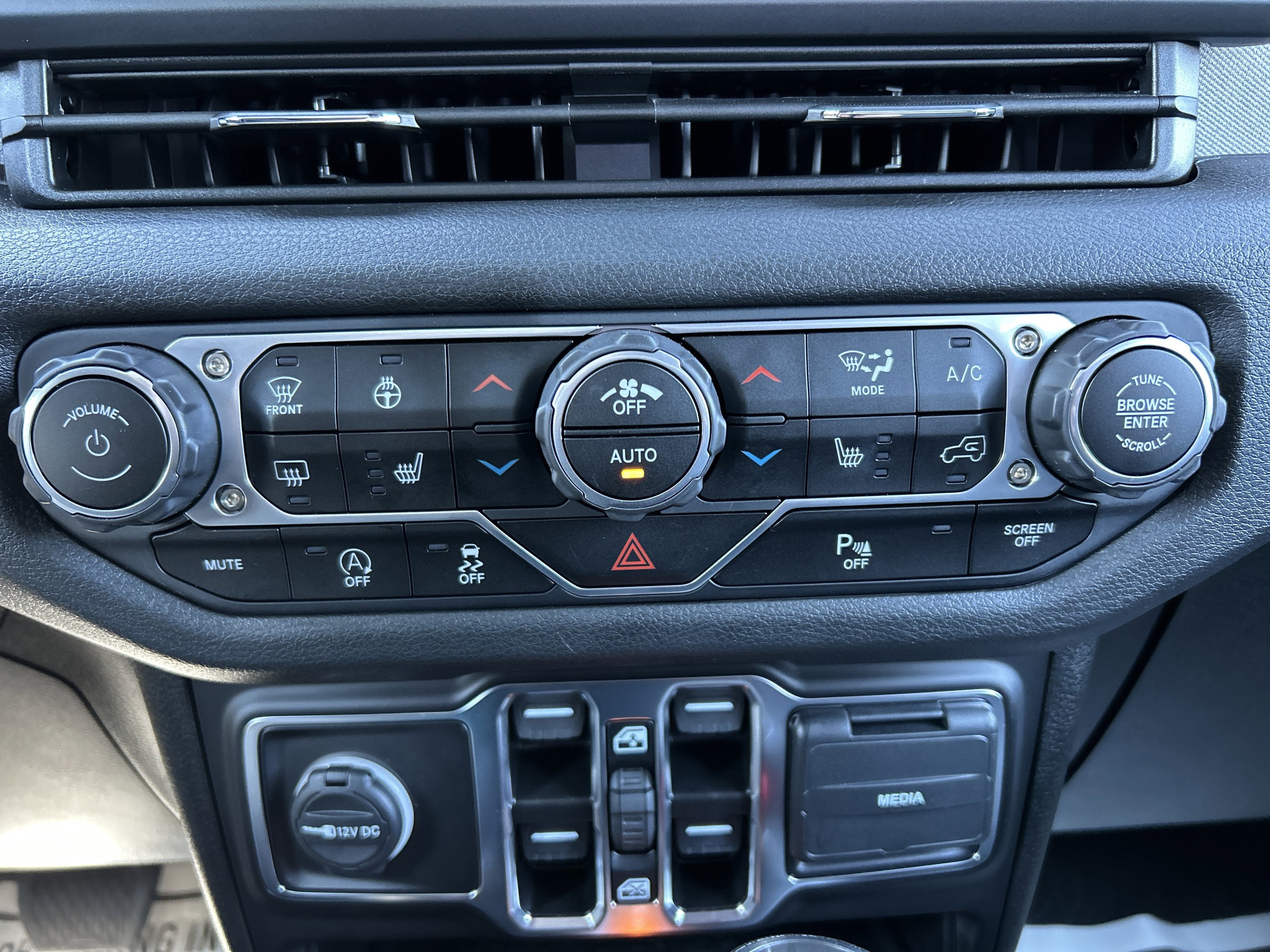 2025 Jeep WRANGLER SPORT UNL SPORT S