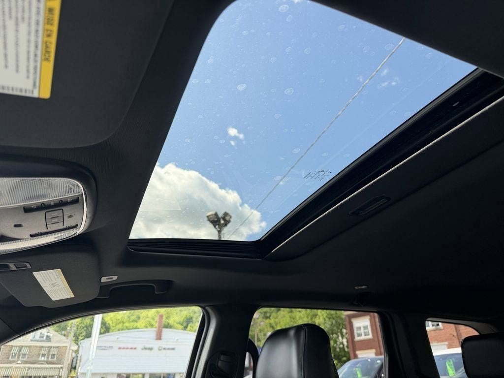 2017 Jeep Grand Cherokee Altitude