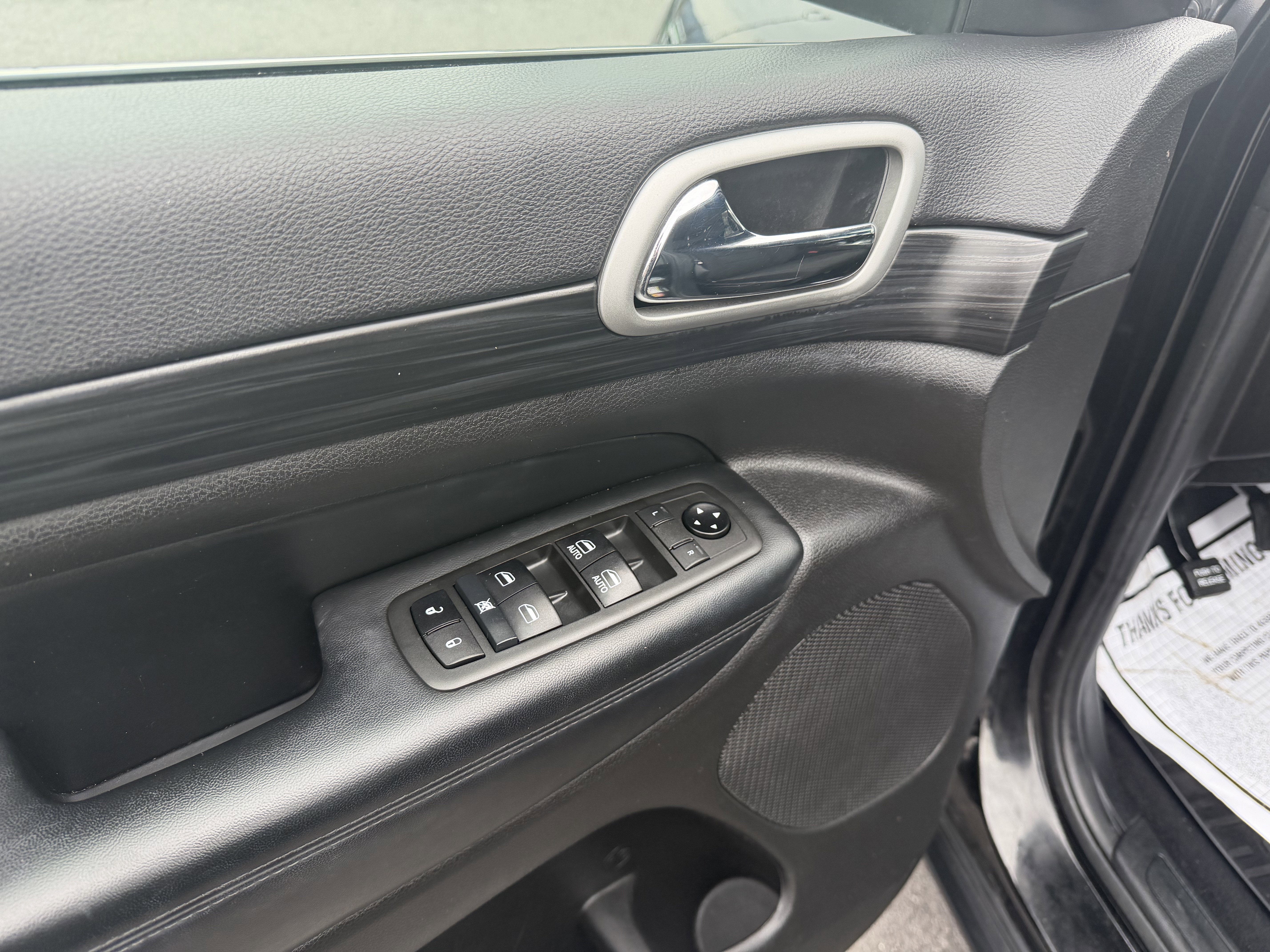 2021 Jeep GRAND CHEROKEE LAREDO E