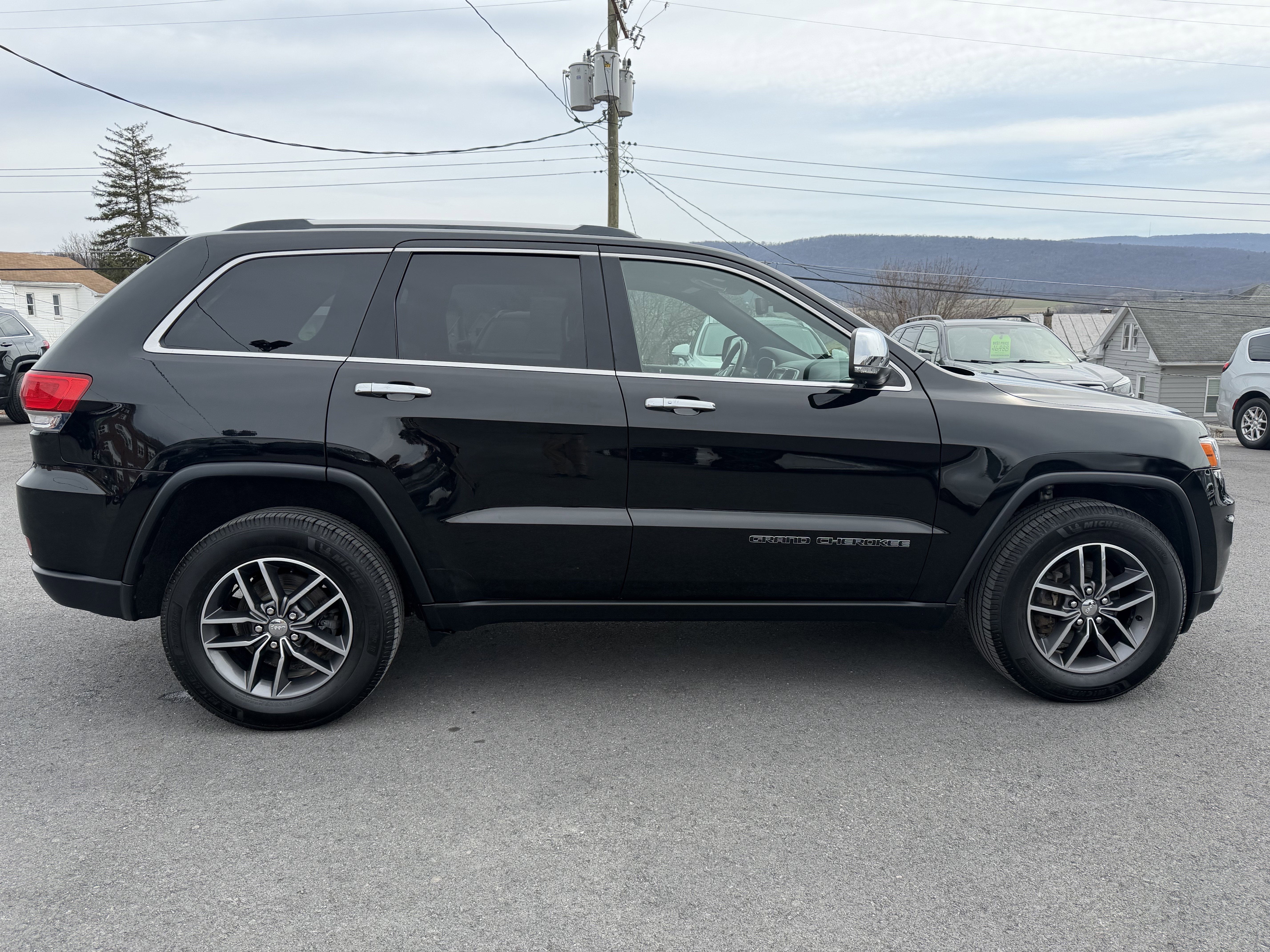 2018 Jeep GRAND CHEROKEE LIMITED