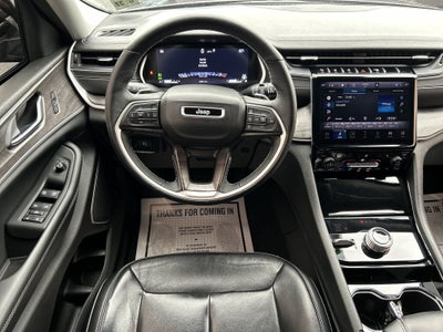 2022 Jeep GRAND CHEROKEE LIMITED