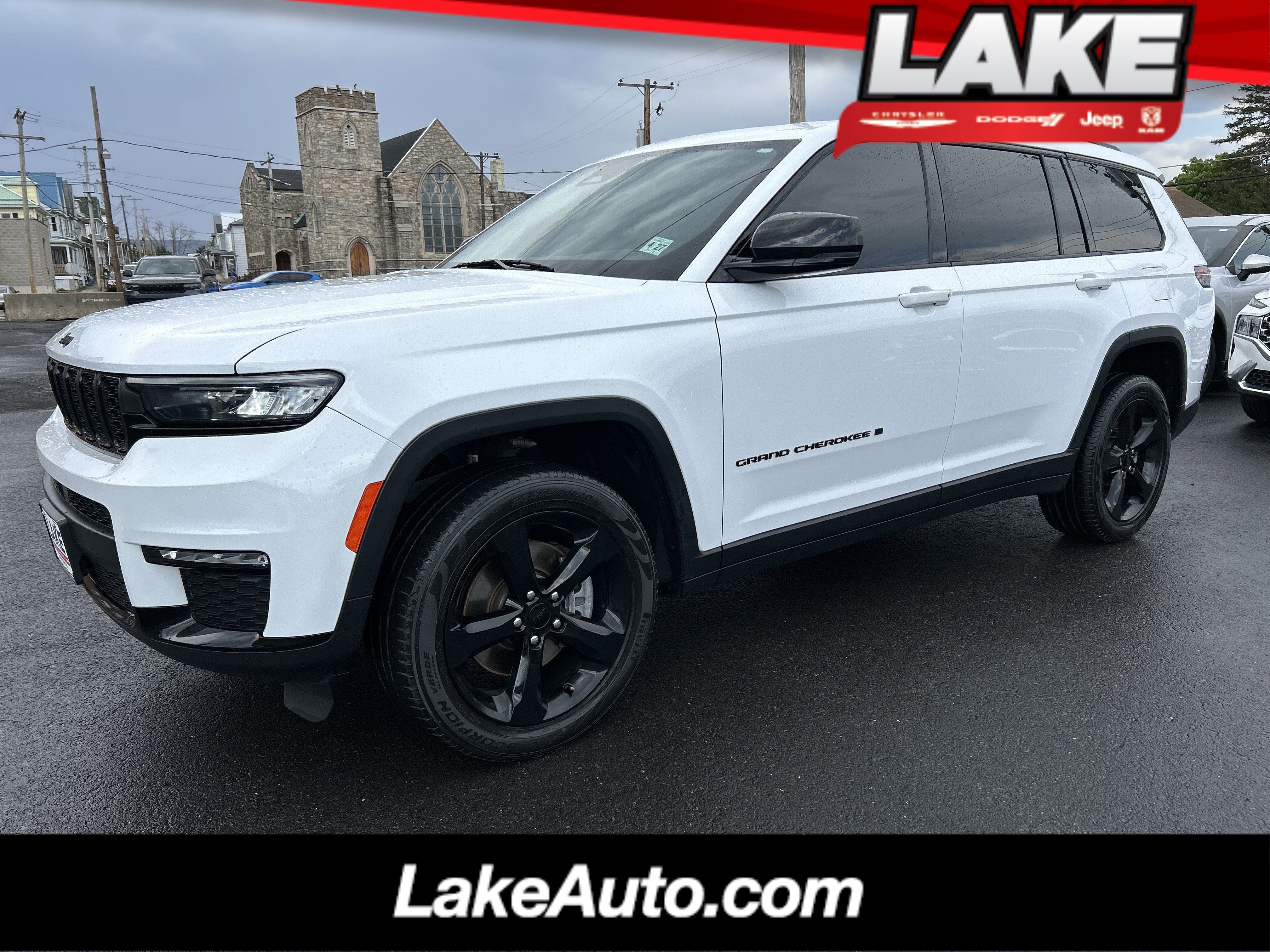 2022 Jeep GRAND CHEROKEE L LIMITED