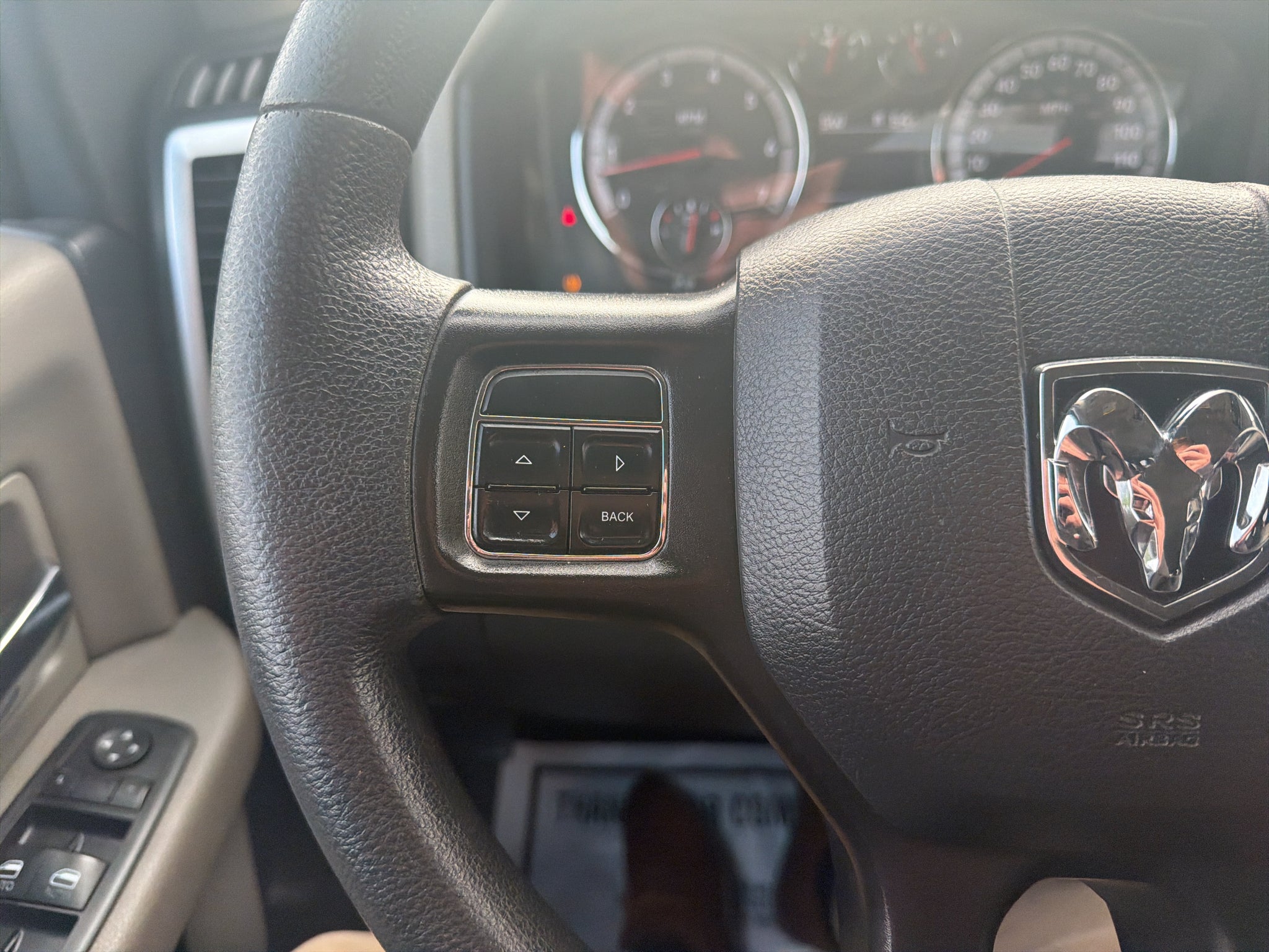 2012 RAM 1500 SLT