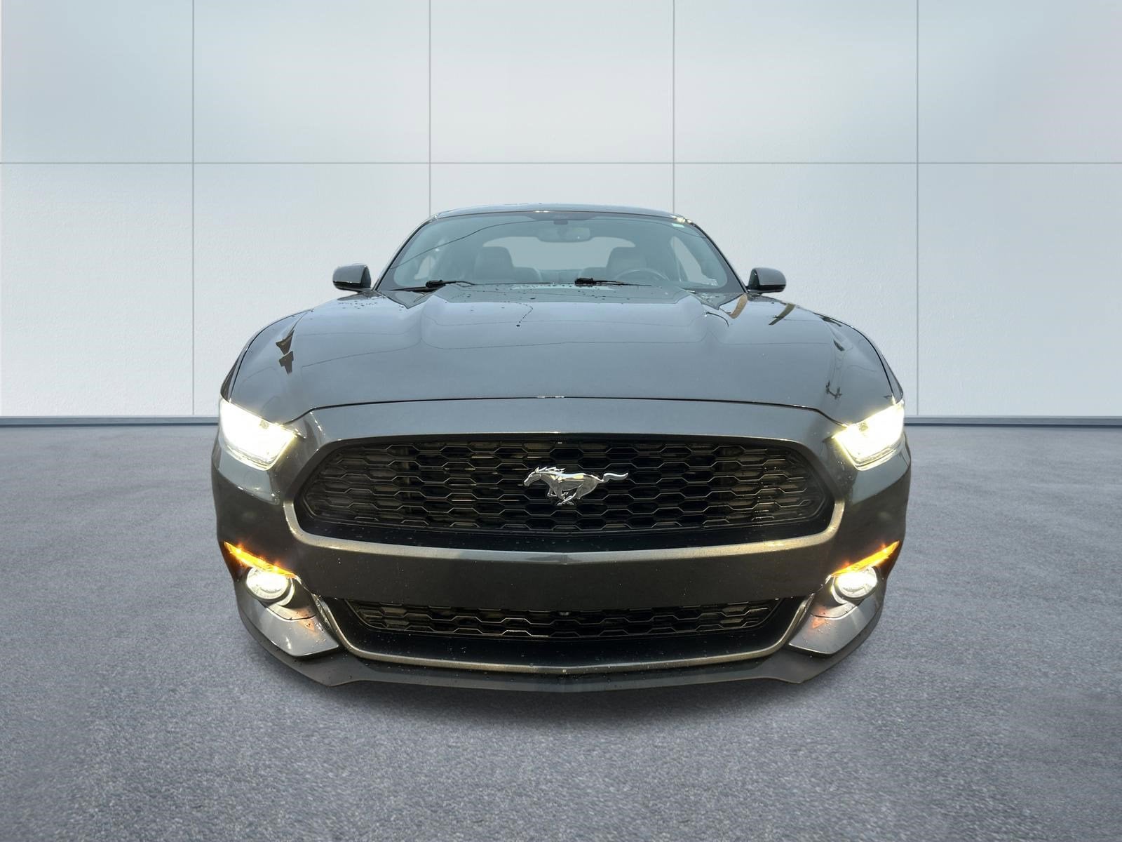 2016 Ford MUSTANG PREMIUM