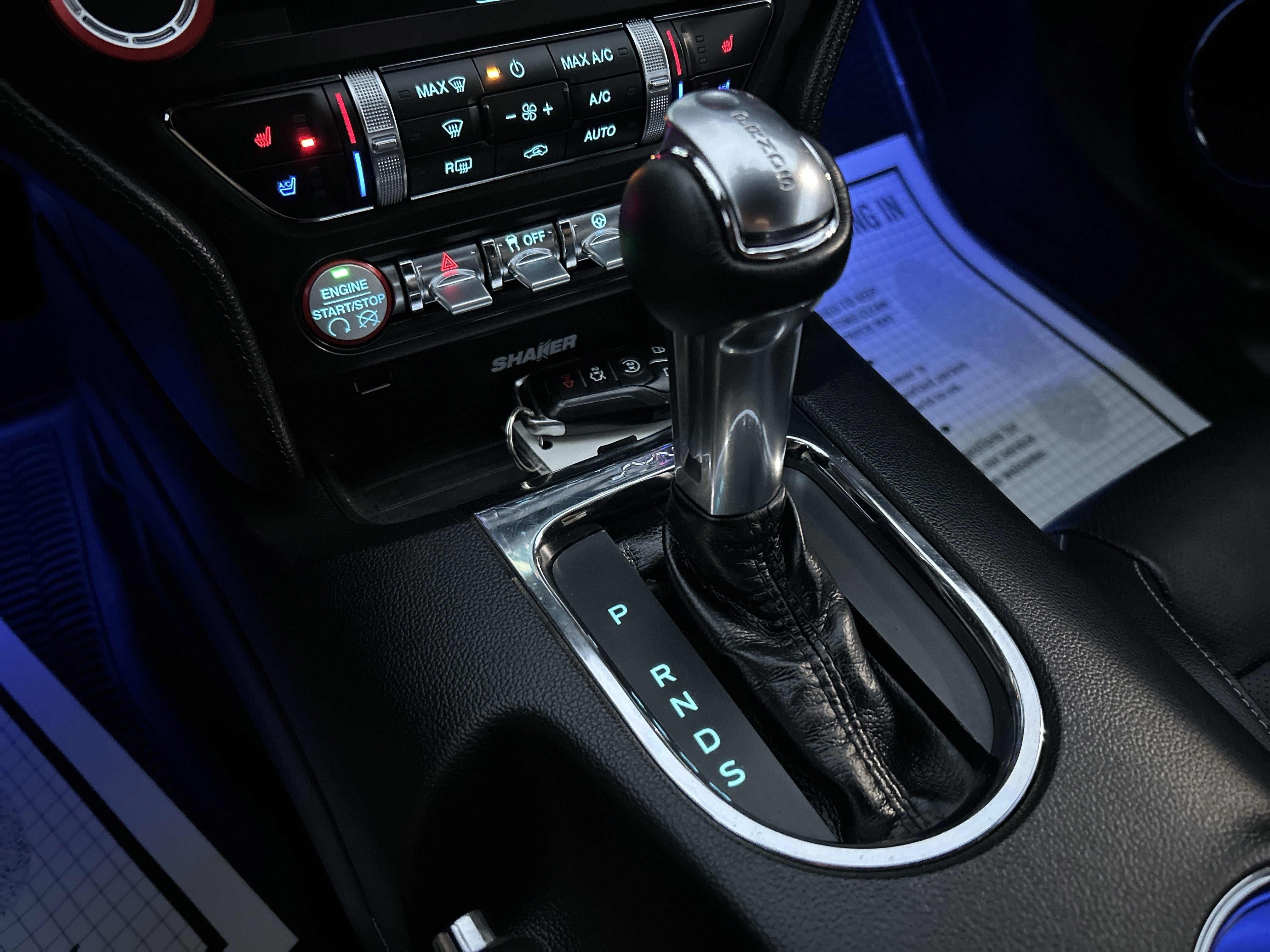 2016 Ford MUSTANG PREMIUM