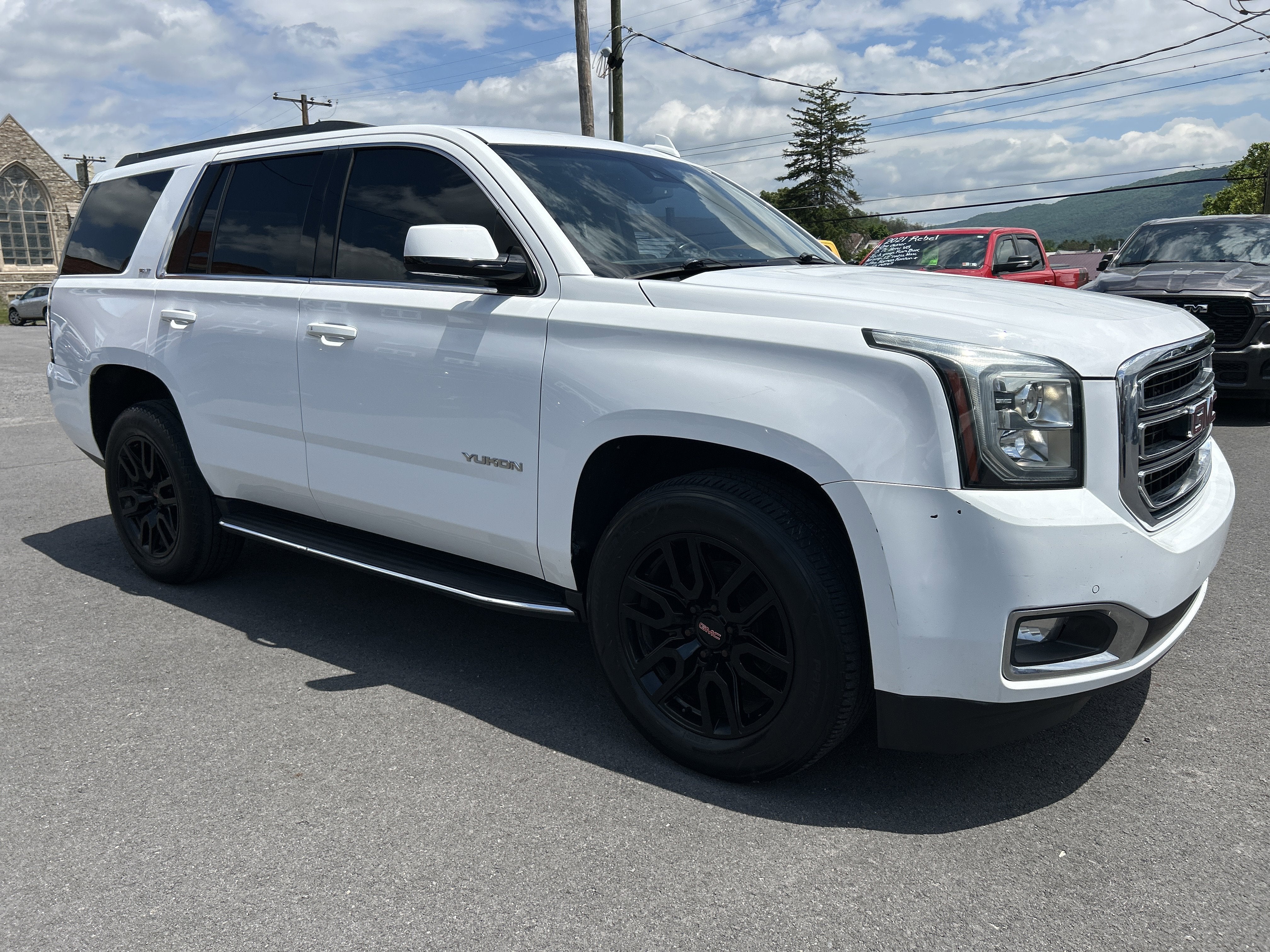 2020 GMC YUKON SLT