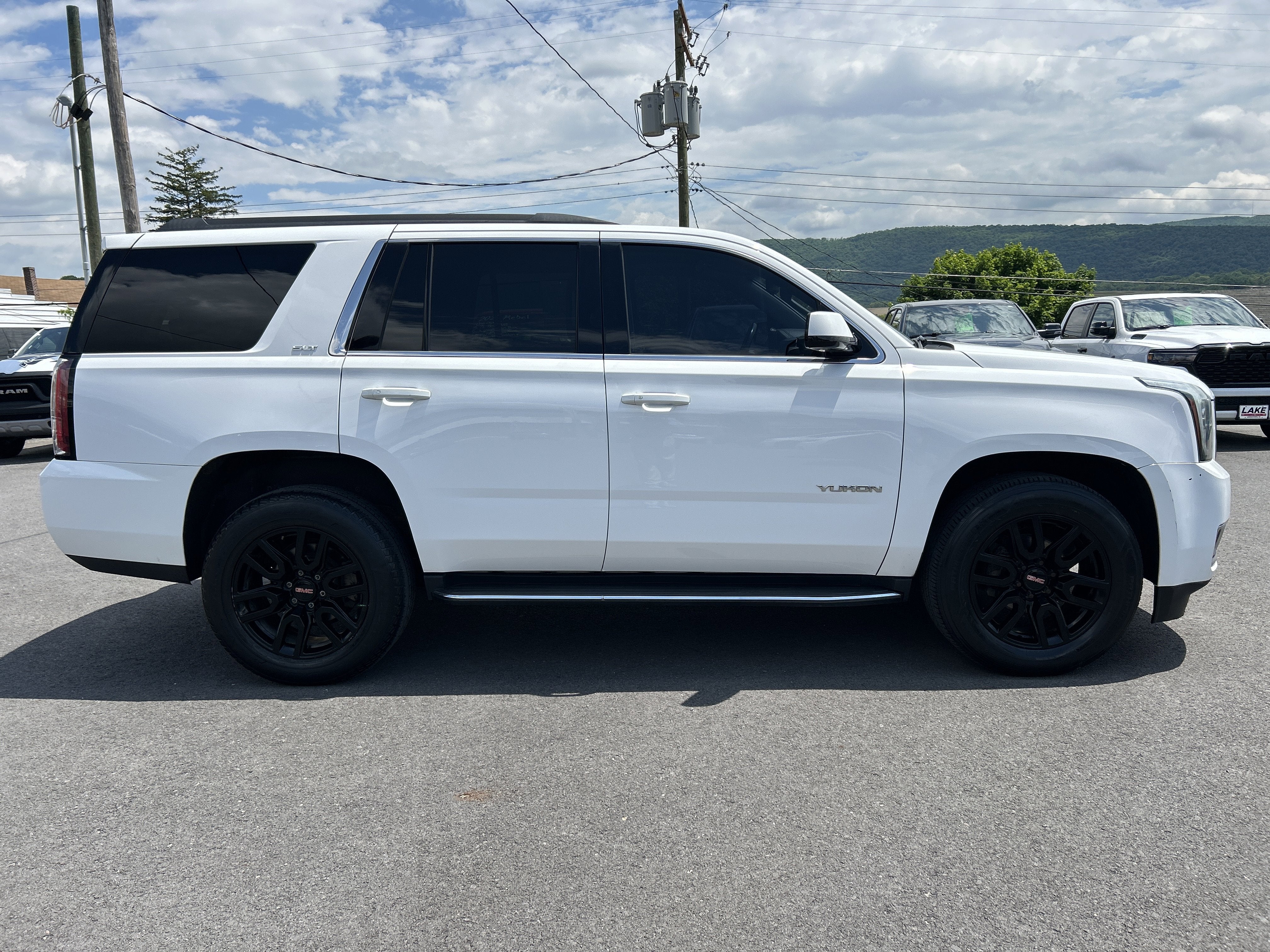 2020 GMC YUKON SLT