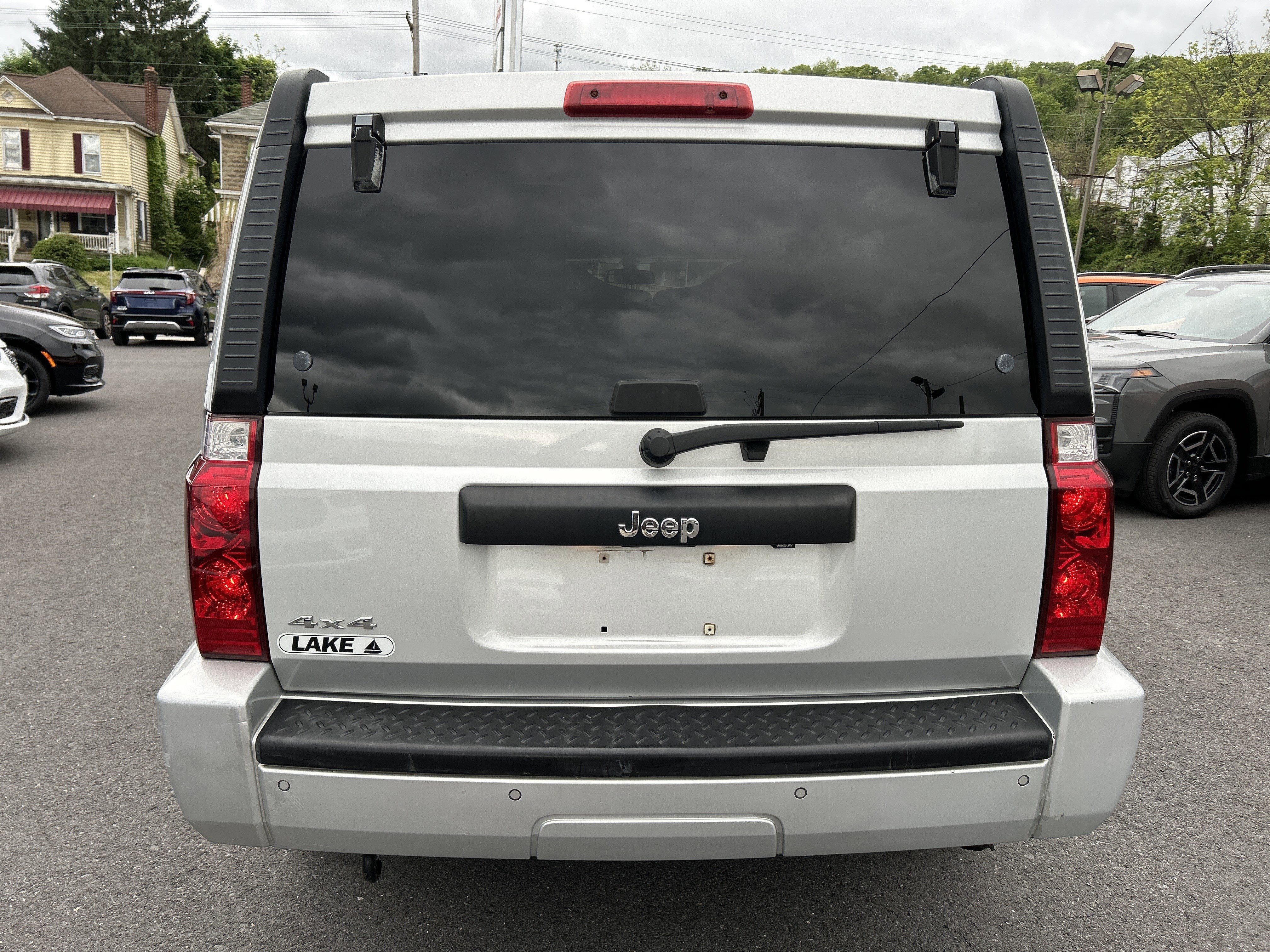 2007 Jeep Commander Sport
