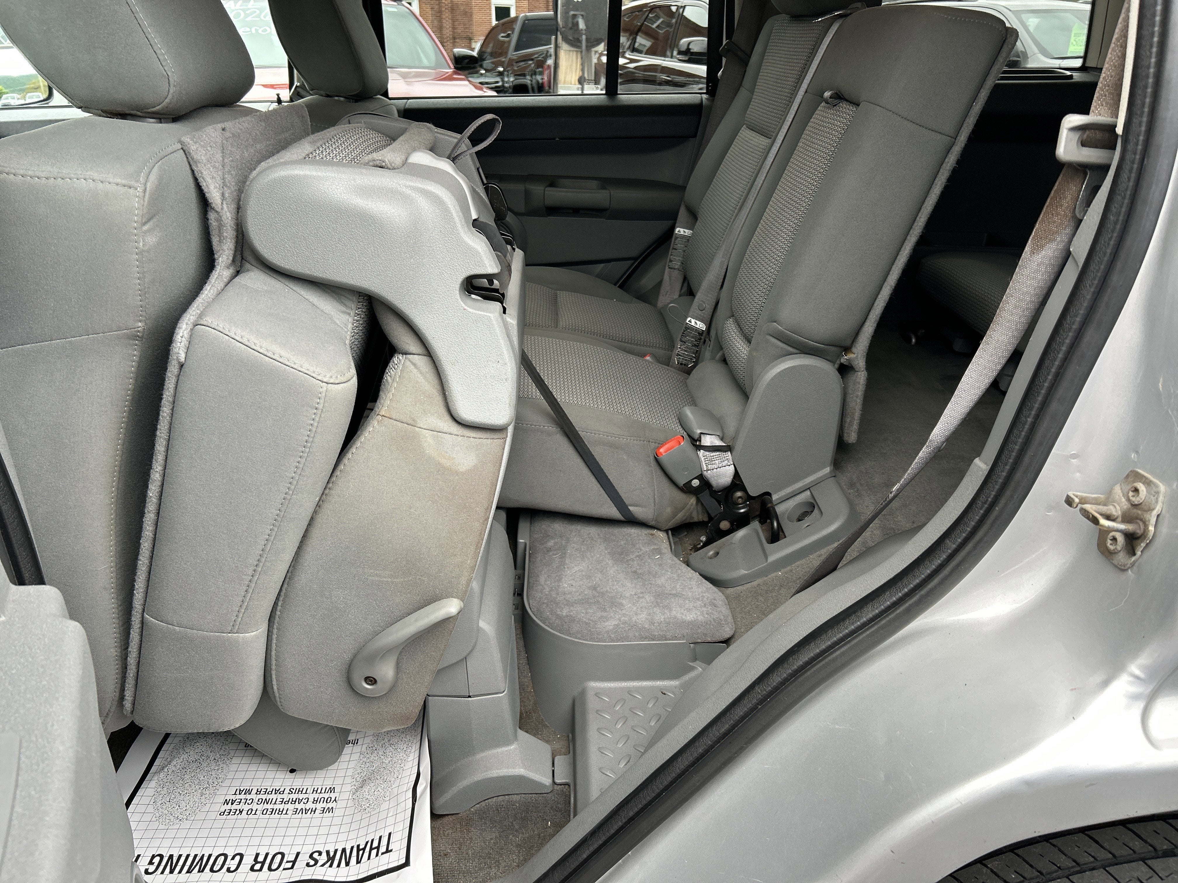 2007 Jeep Commander Sport