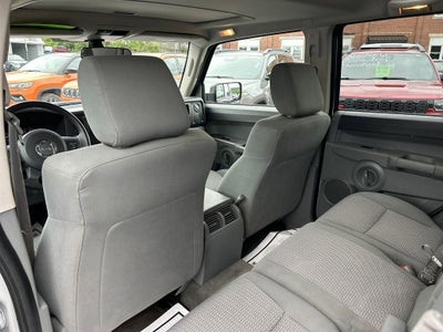 2007 Jeep Commander Sport