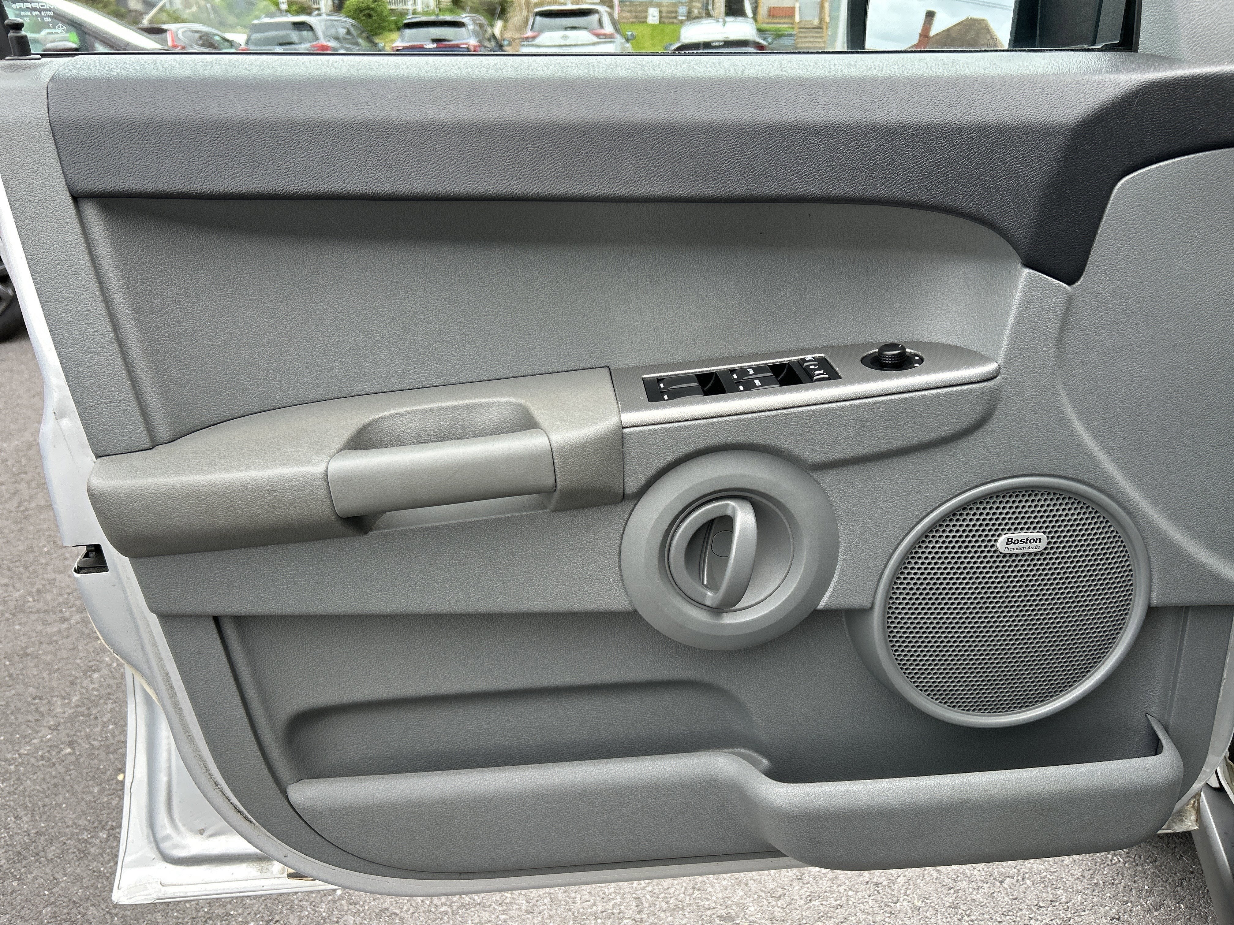 2007 Jeep Commander Sport