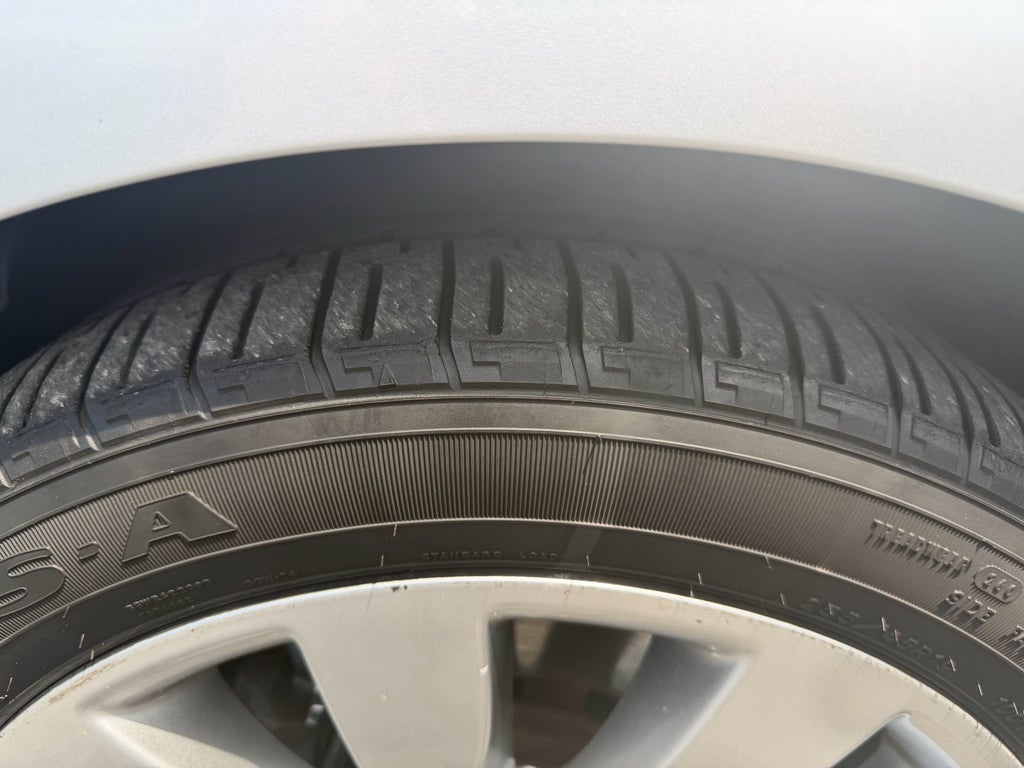 2013 Lincoln MKS Base