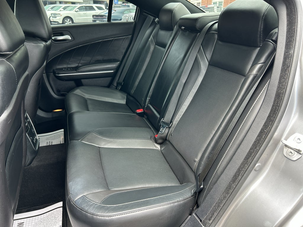 2015 Dodge Charger SXT