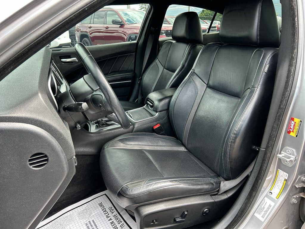 2015 Dodge Charger SXT