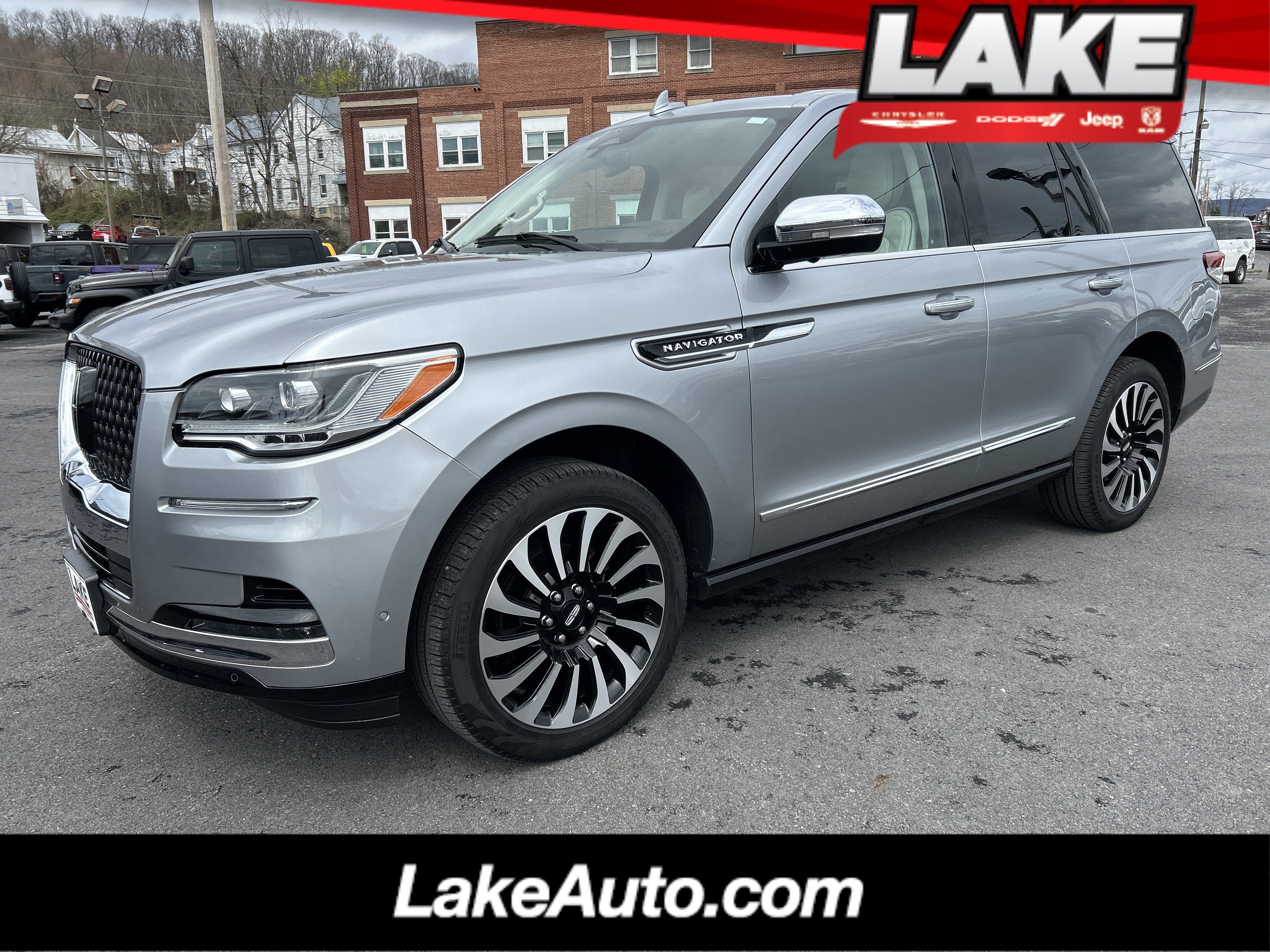 2023 Lincoln NAVIGATOR BLACK LABEL