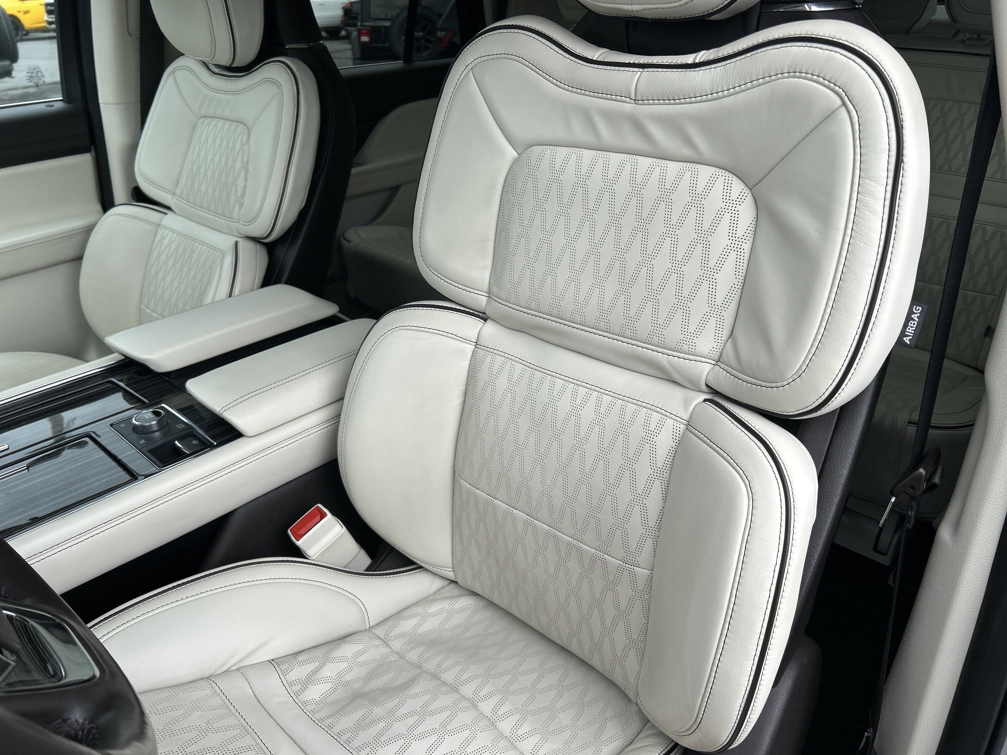 2023 Lincoln NAVIGATOR BLACK LABEL