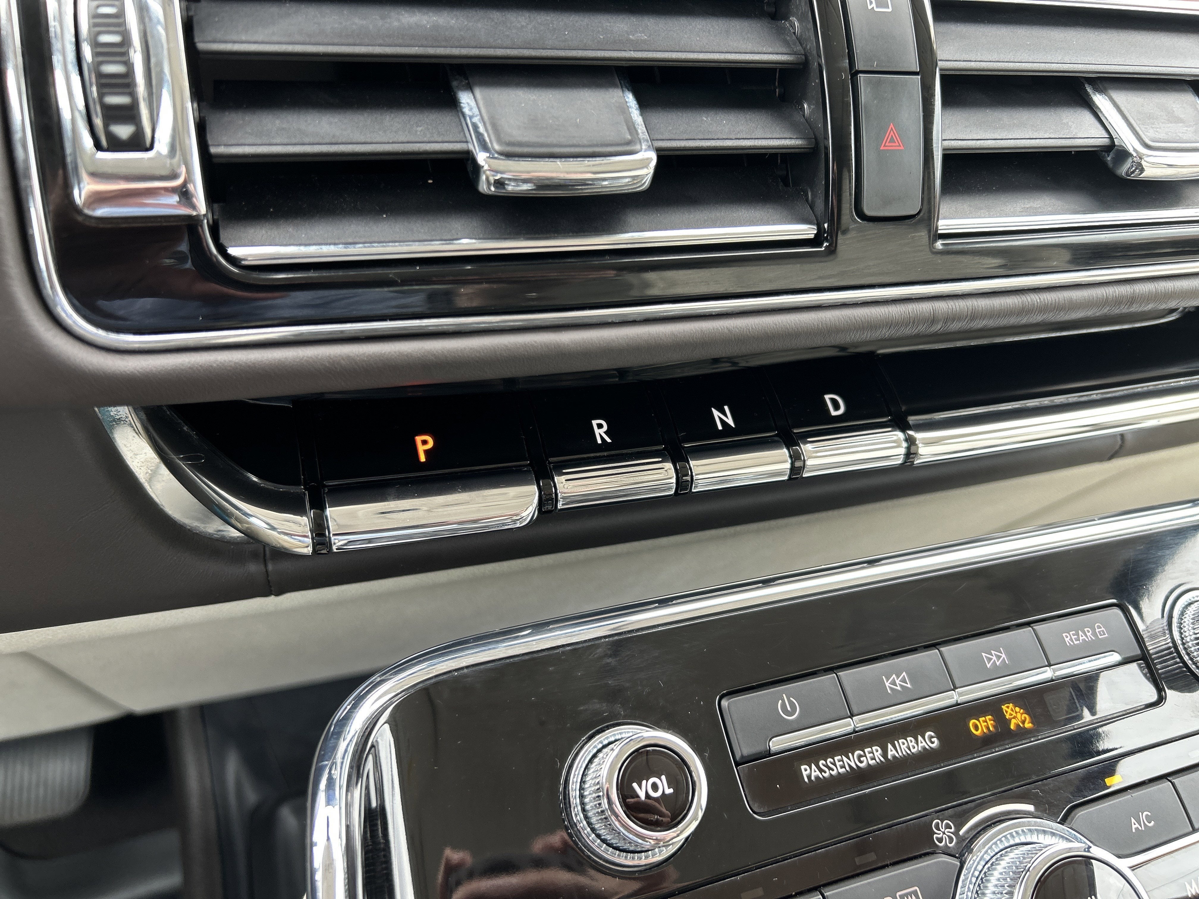 2023 Lincoln NAVIGATOR BLACK LABEL