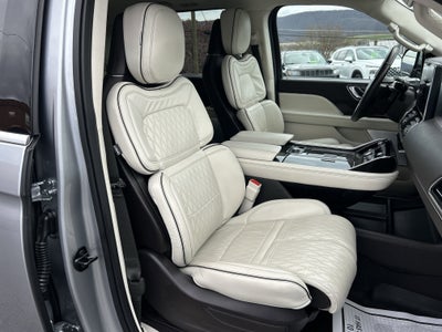 2023 Lincoln NAVIGATOR BLACK LABEL