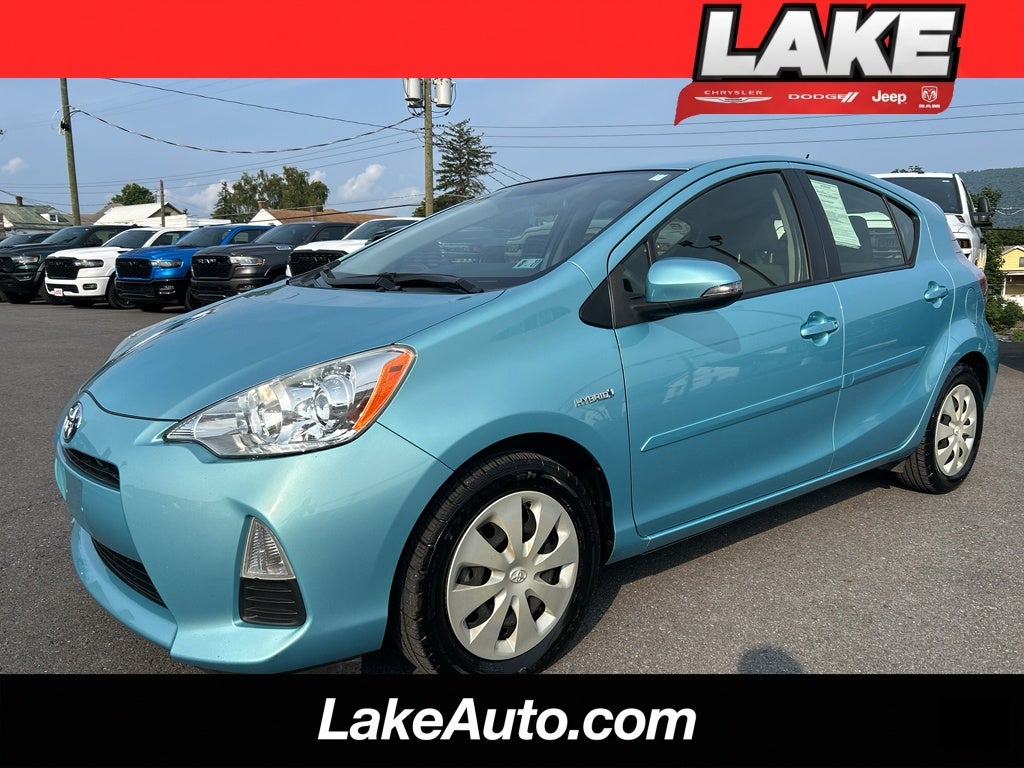 2014 Toyota Prius c Three