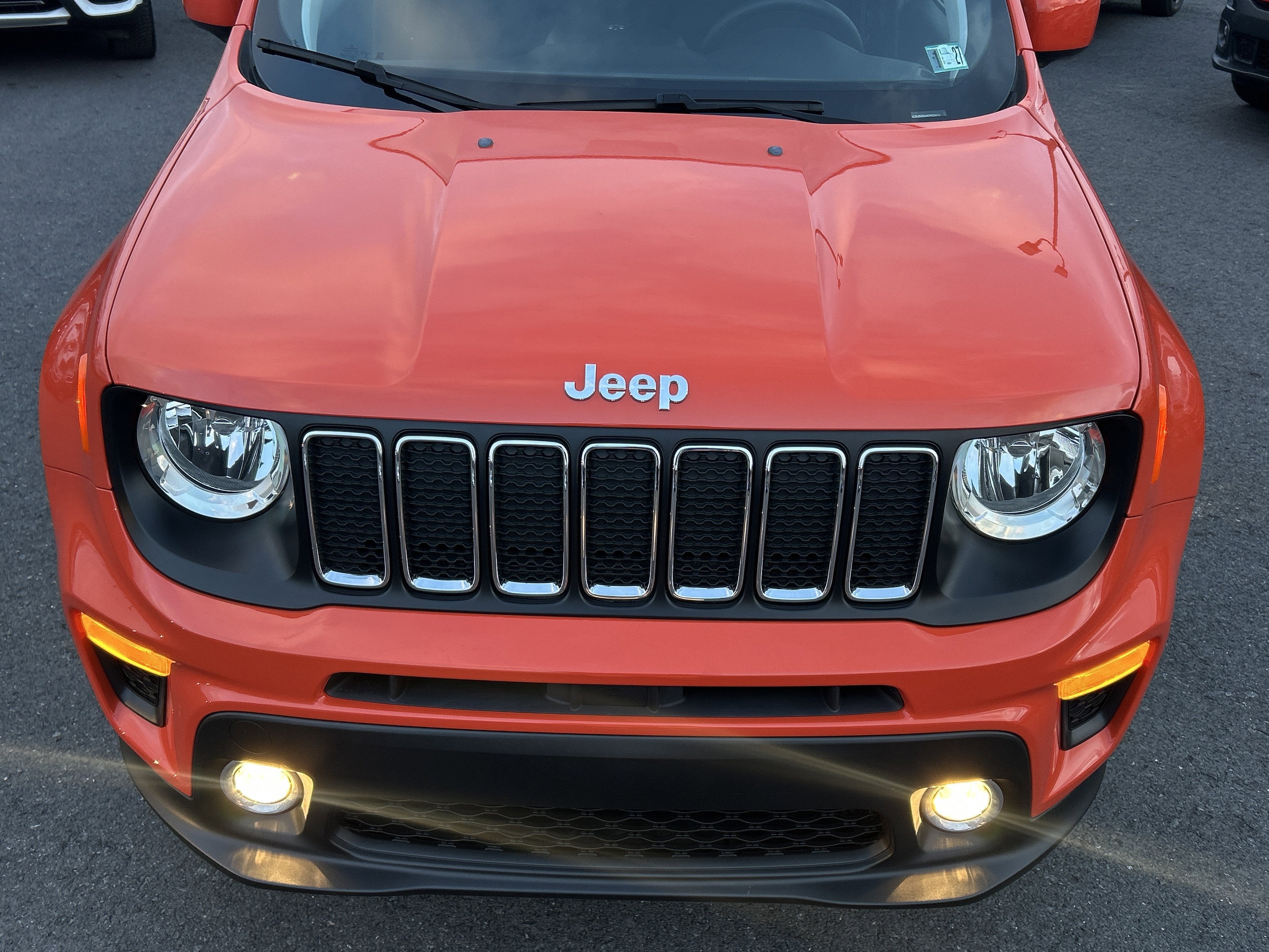 2019 Jeep RENEGADE LATITUDE