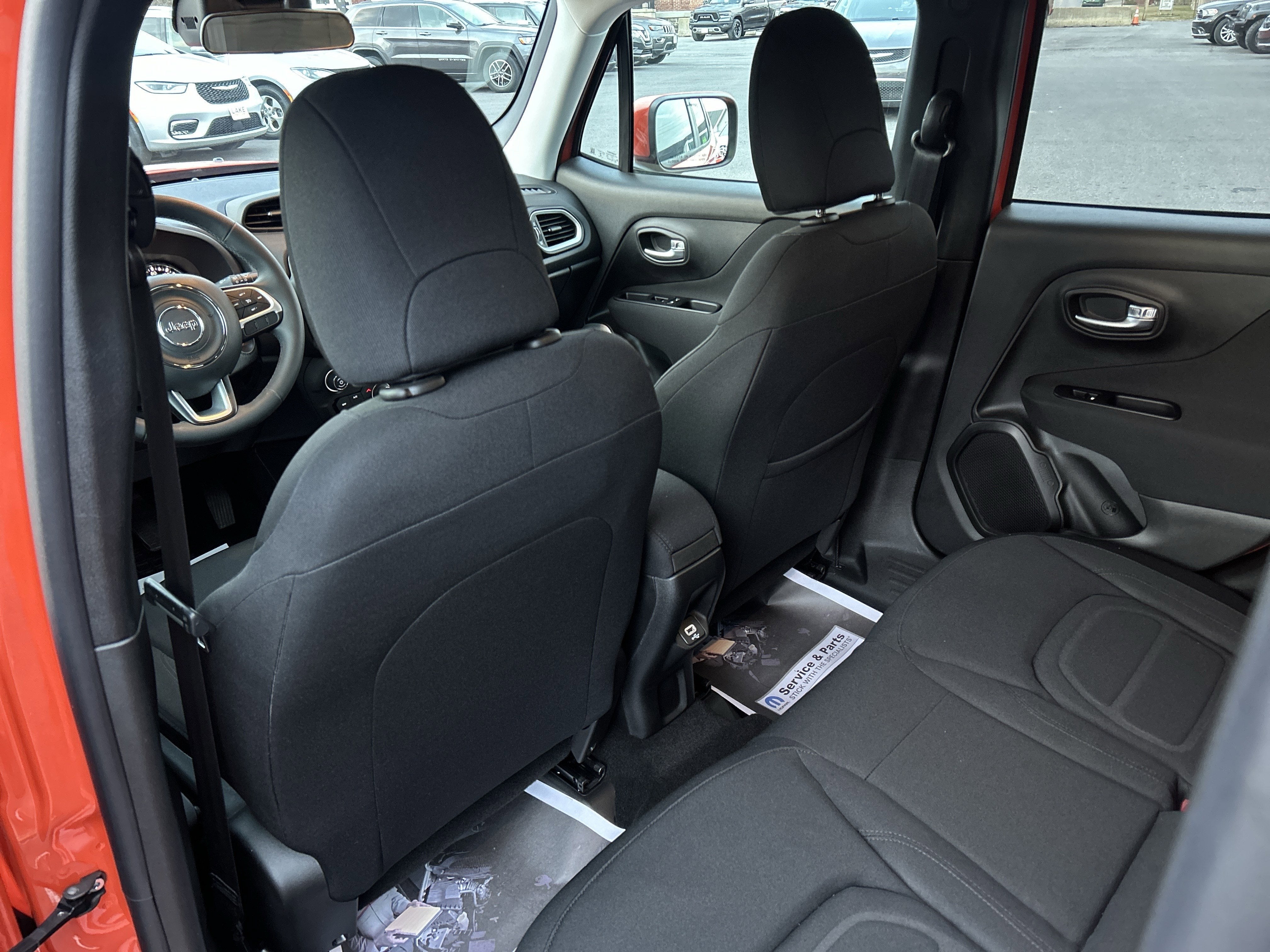 2019 Jeep RENEGADE LATITUDE