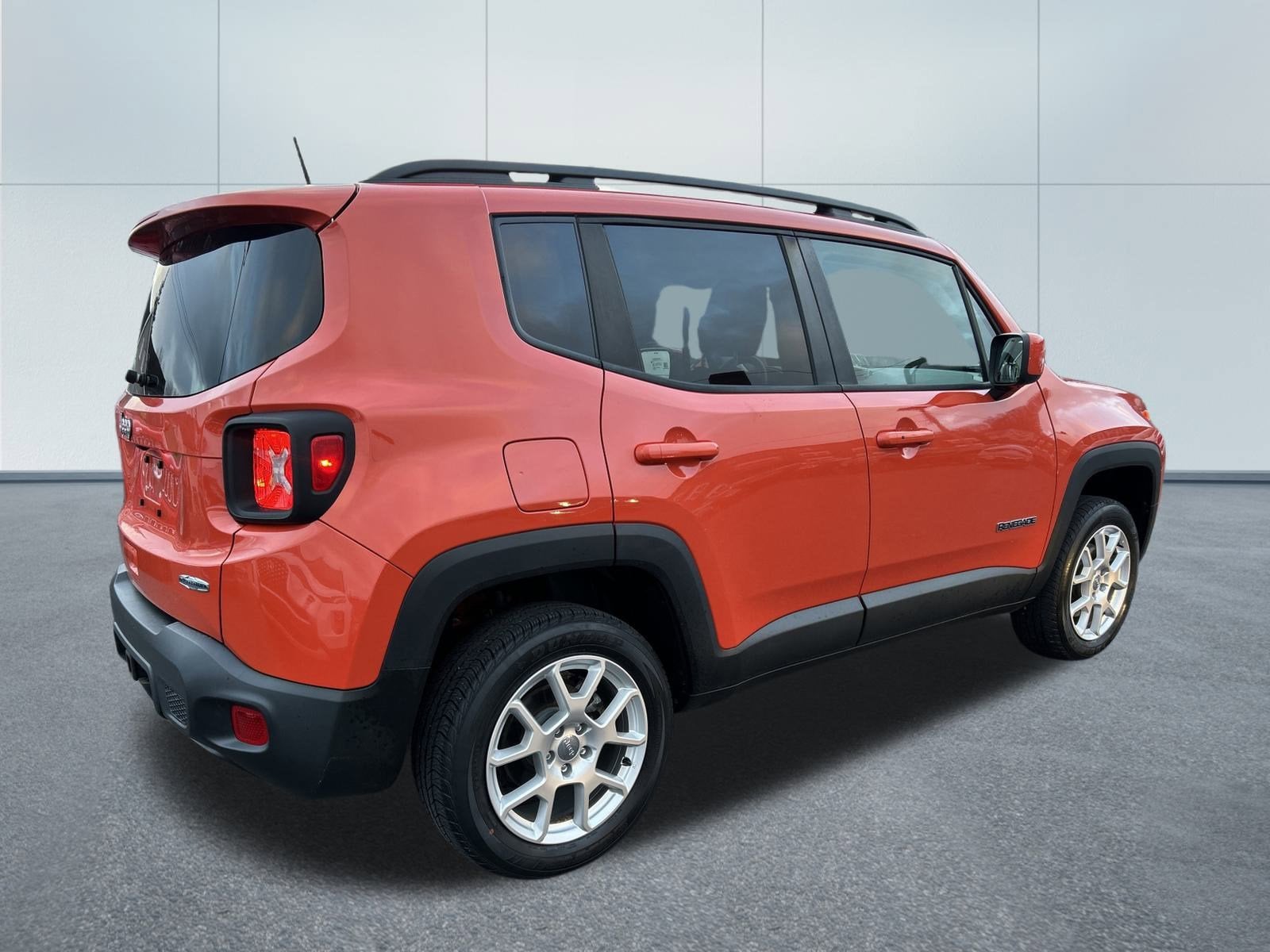 2019 Jeep RENEGADE LATITUDE