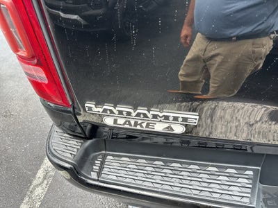 2020 RAM 1500 Laramie Crew Cab 4x4 5'7" Box