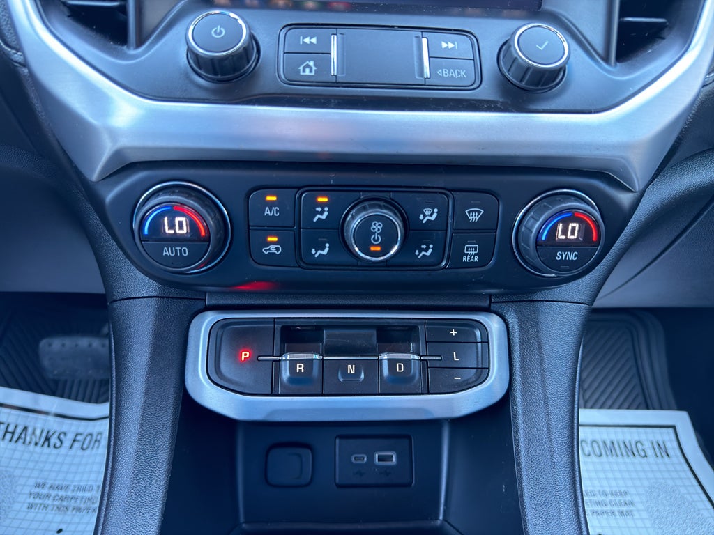 2020 GMC Acadia SLE