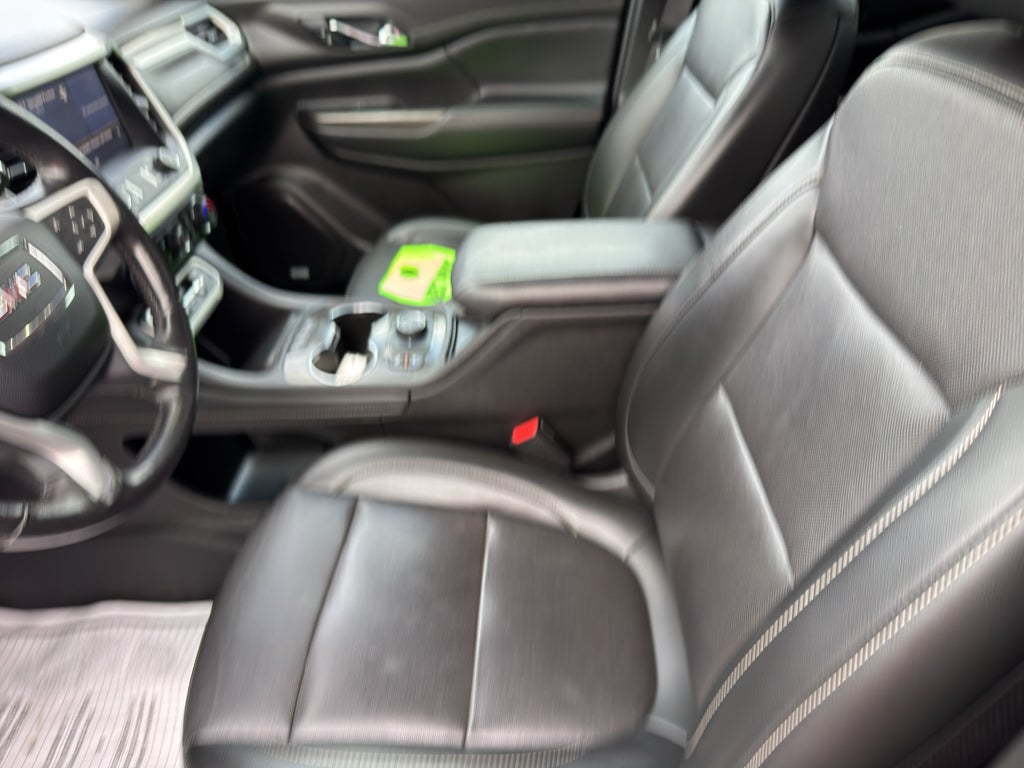 2021 GMC Acadia SLT