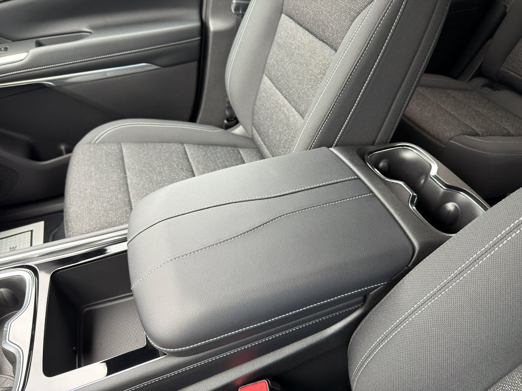 2026 Chevrolet Traverse LT - Photo 24