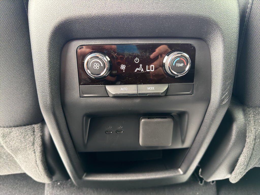 2026 Chevrolet Traverse LT - Photo 31