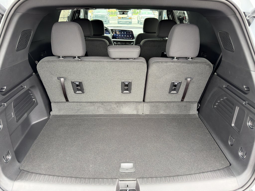 2026 Chevrolet Traverse LT - Photo 36