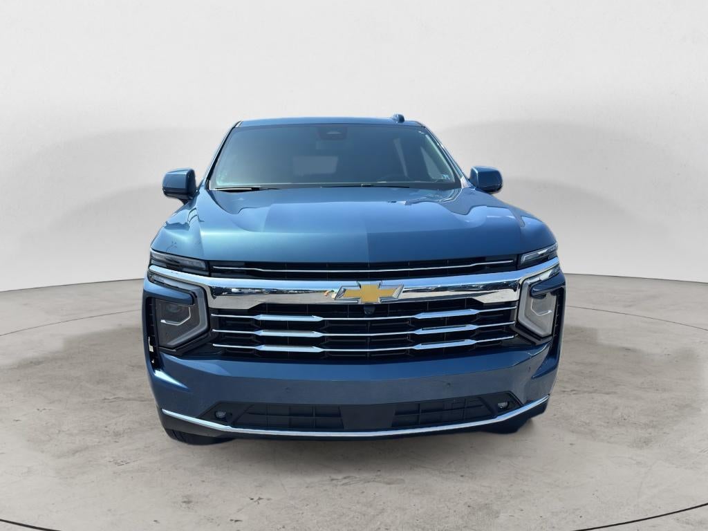 2025 Chevrolet Suburban LT
