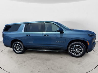 2025 Chevrolet Suburban LT