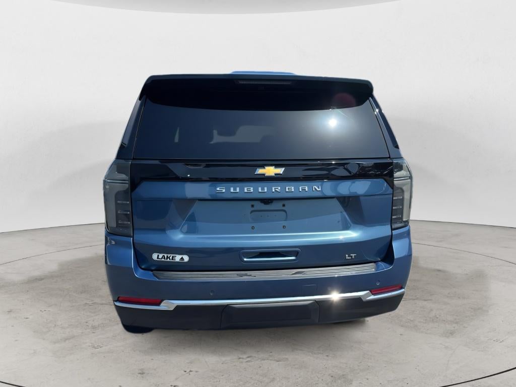 2025 Chevrolet Suburban LT