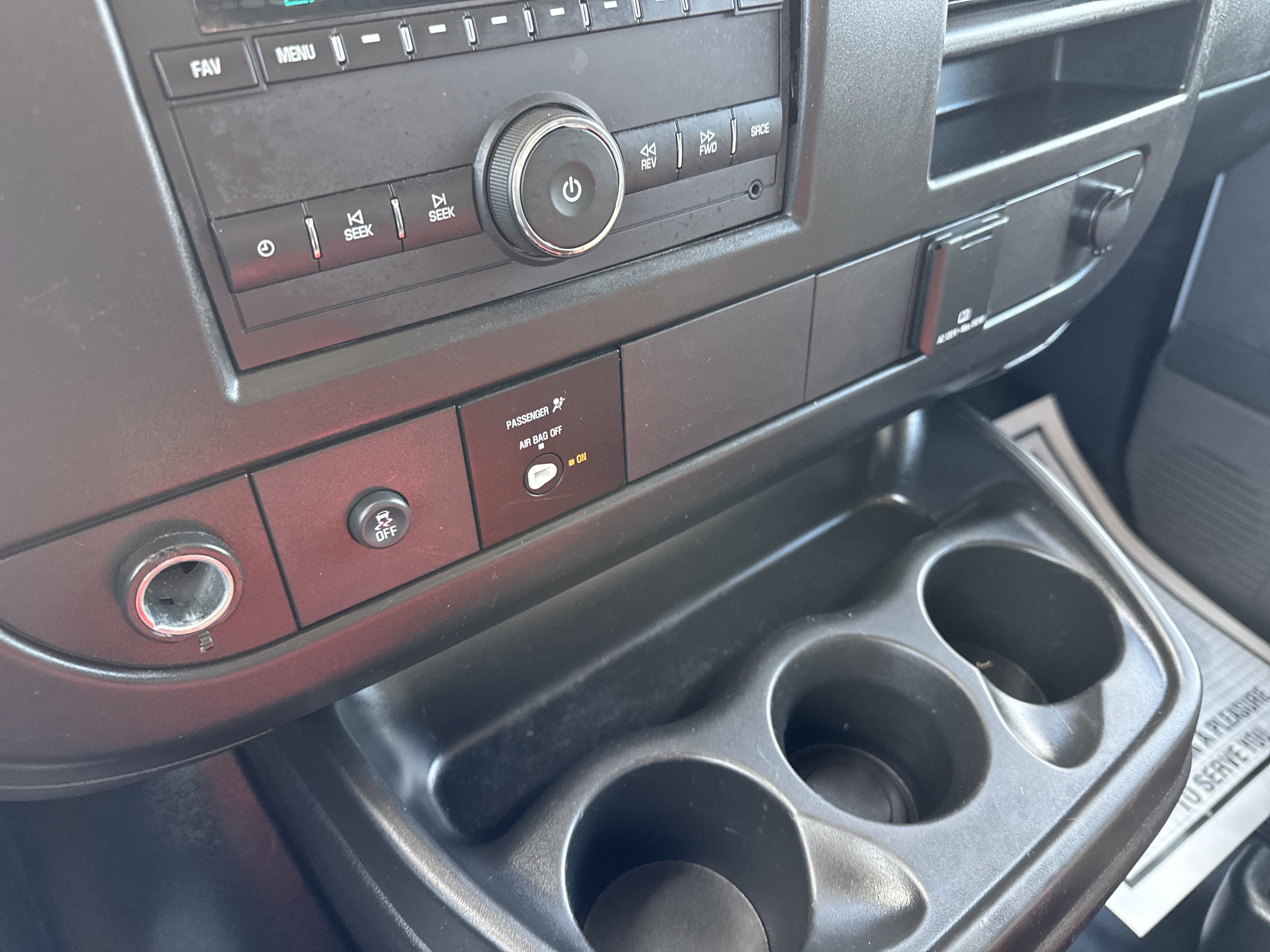 2024 GMC Savana Cargo 2500 Work Van