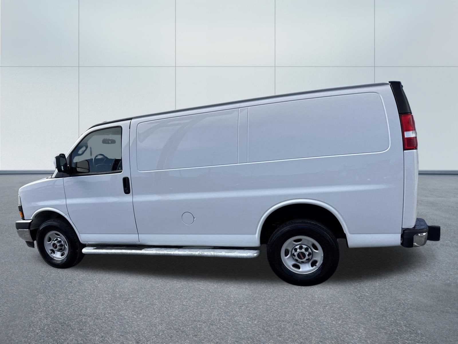 2024 GMC Savana Cargo 2500 Work Van