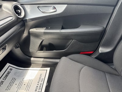 2023 Kia Forte LXS