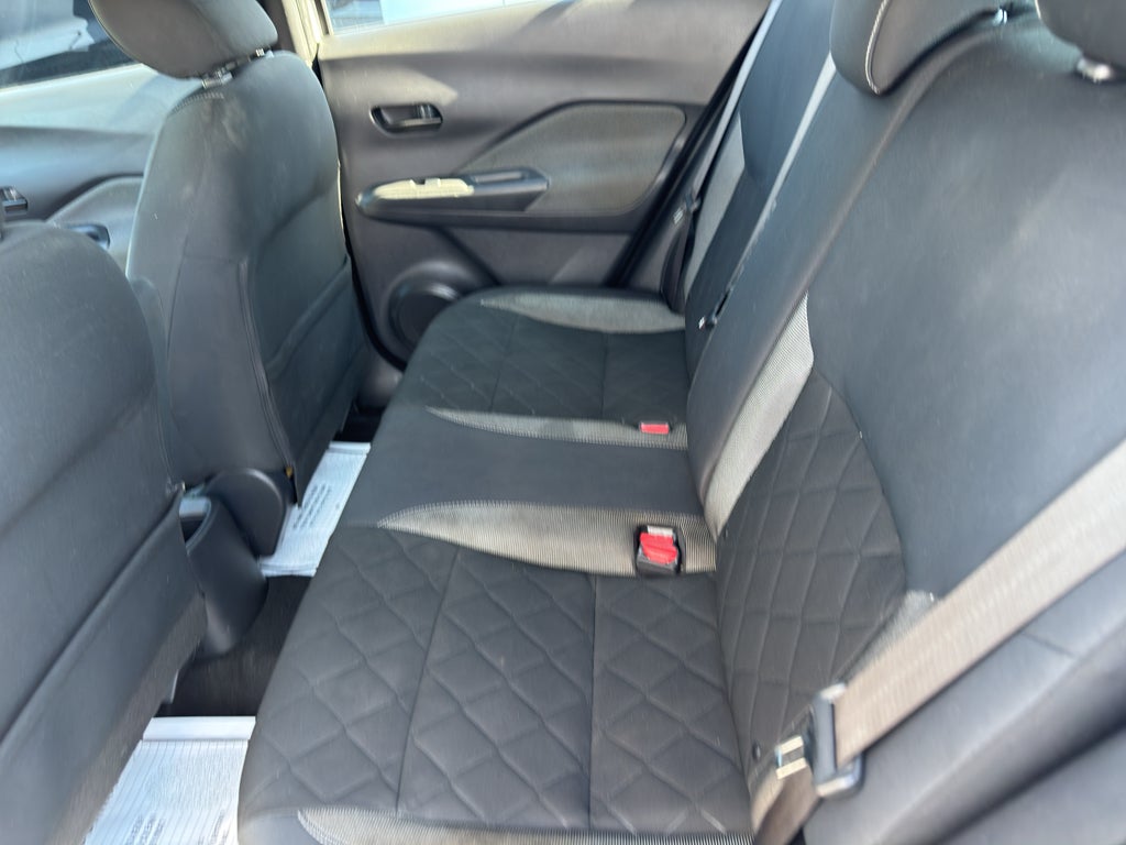 2019 Nissan Kicks S