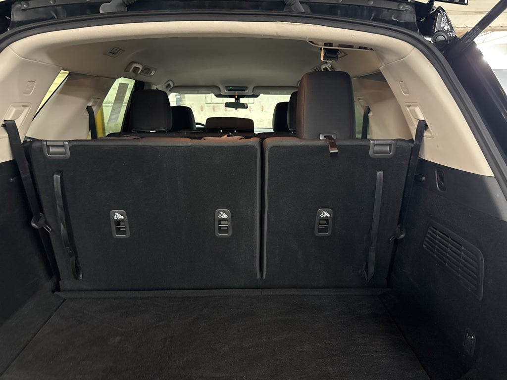 2022 Nissan Pathfinder SV 4WD