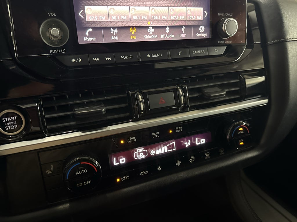 2022 Nissan Pathfinder SV 4WD